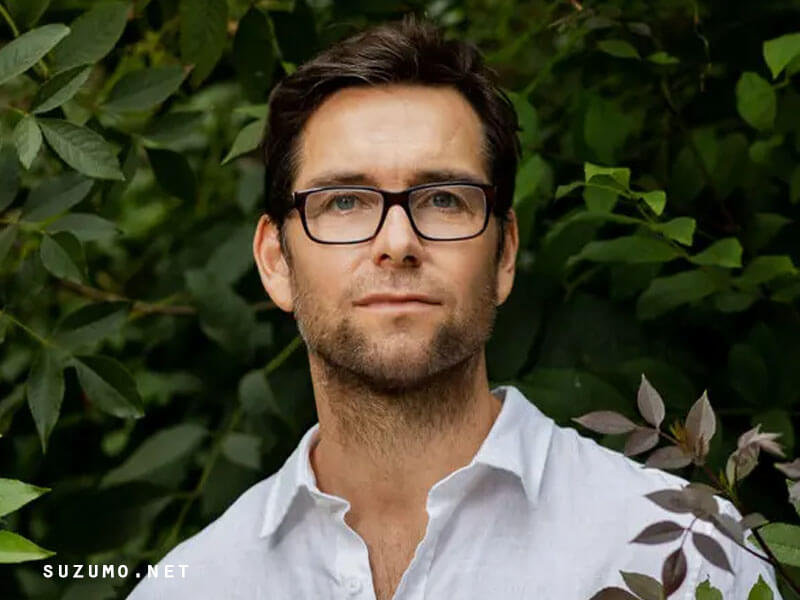 Antony Starr