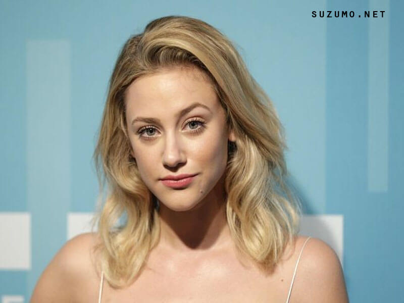 Lili Reinhart