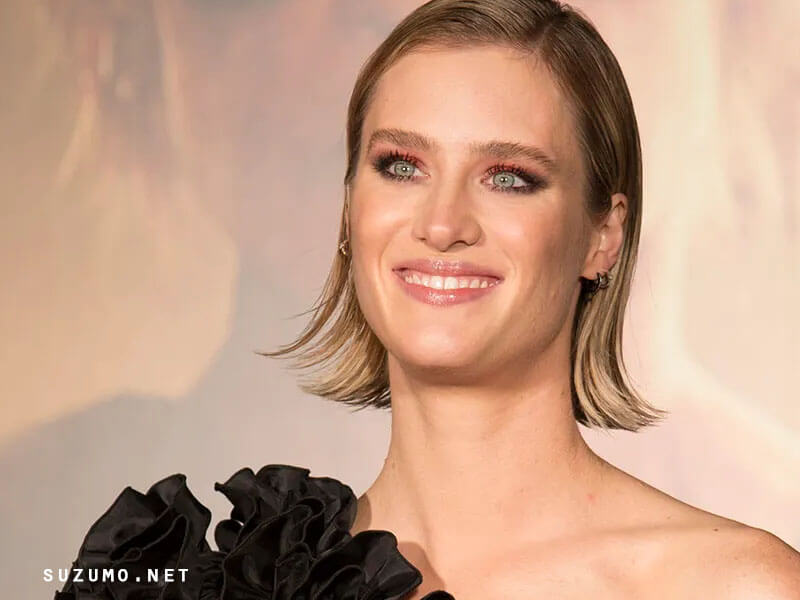 Mackenzie Davis