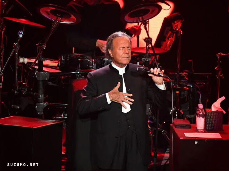 Julio Iglesias